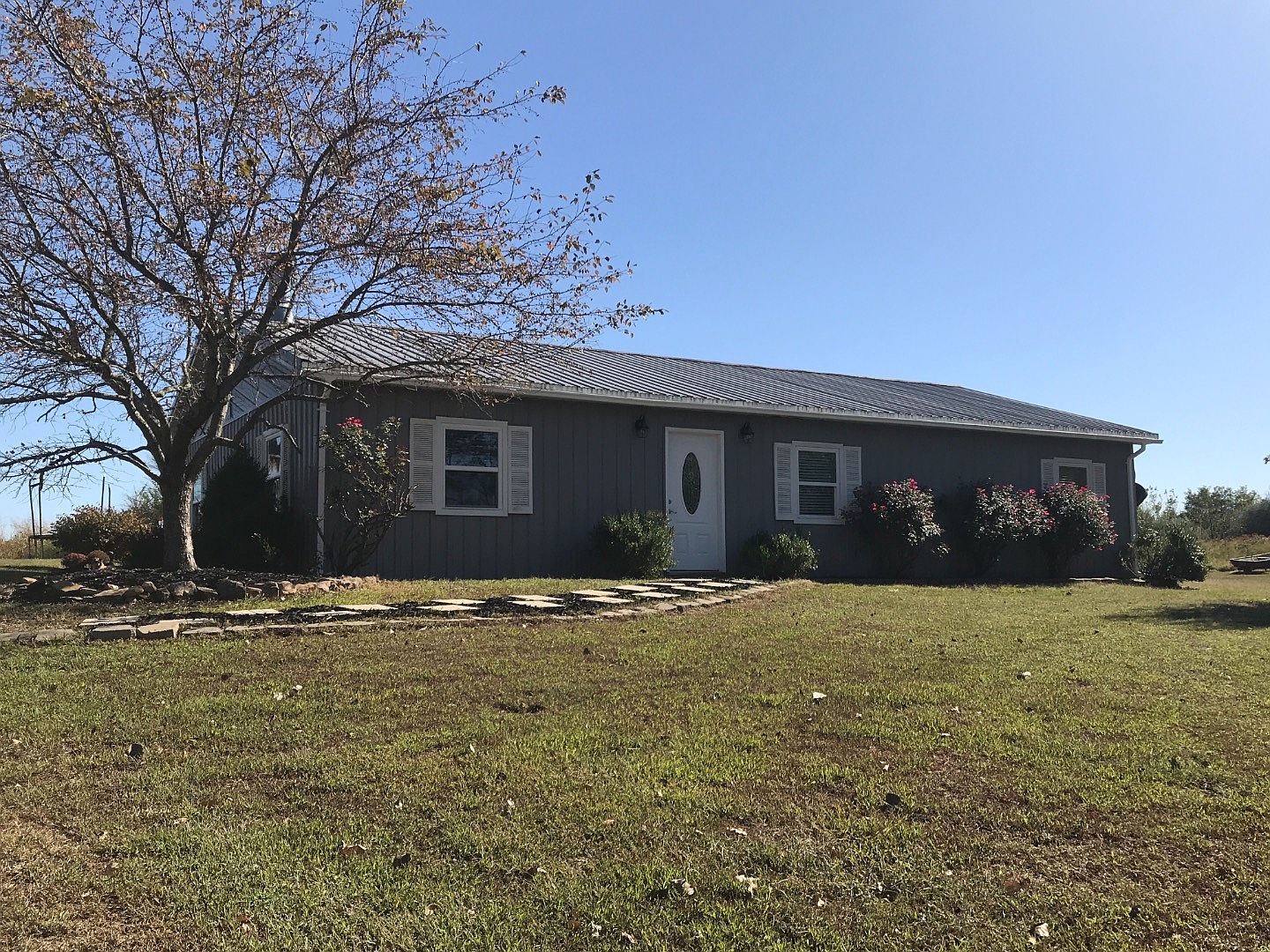 4735 Leamington Rd, Junction, IL 62954 | Zillow