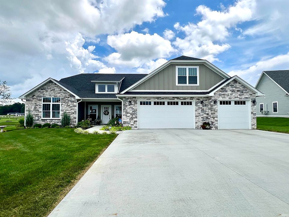 1st image of 805 Spyglass Hill Dr