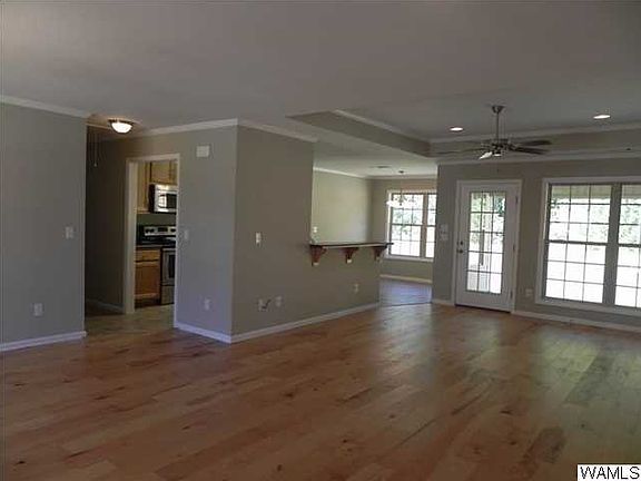 4th image of 8117 Meadowlake Dr