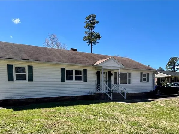 313 Robinhood Rd, Franklin, VA 23851