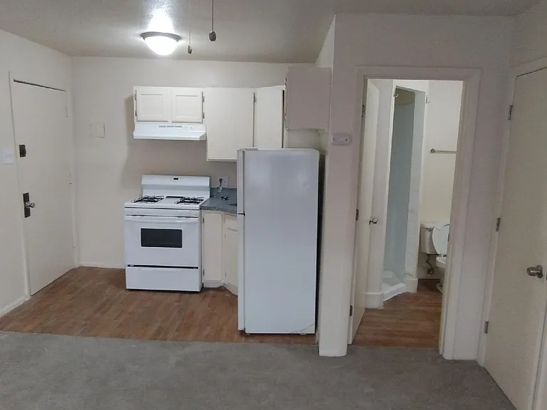 2426 Garfield Ave SE — Photo 16
