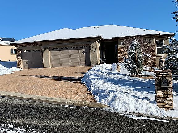 3rd image of 749 N Creekside Dr