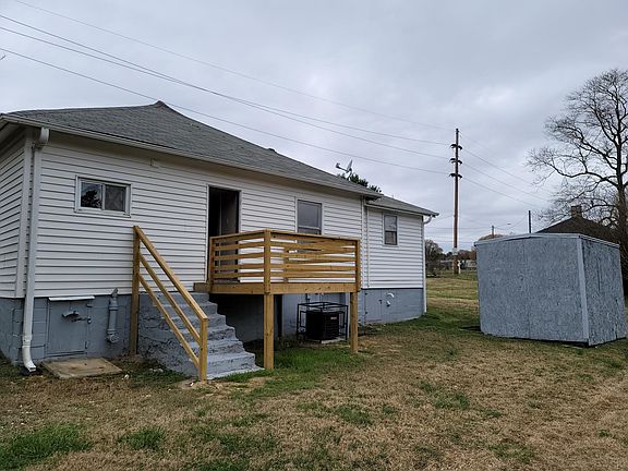 4th image of 1274 Perkins St