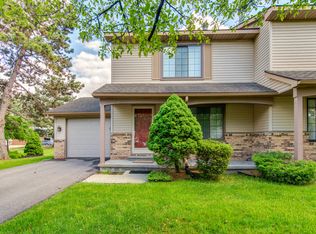 211 Wind Way Dr, Walled Lake, MI 48390