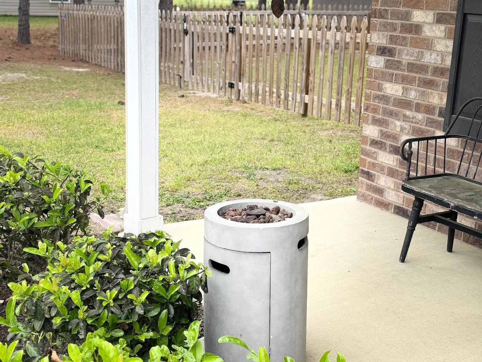 4 bed, 2.5 bath, 2910 sqft, $4,000 — Photo 3