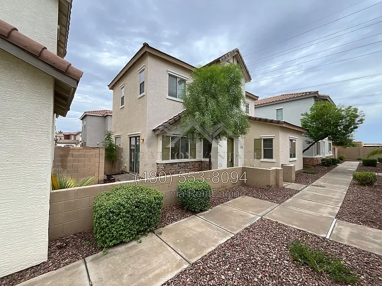 4737 E Olney Ave — Photo 2