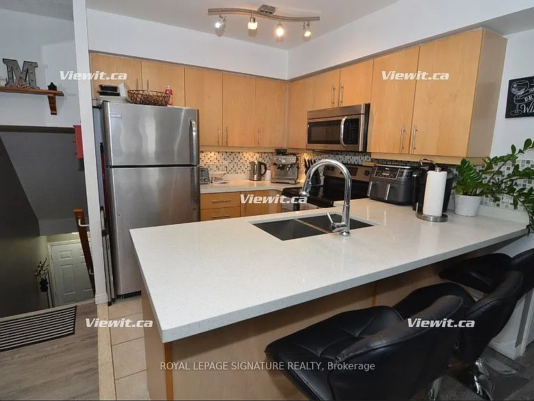 12 Sudbury St #212 — Photo 6