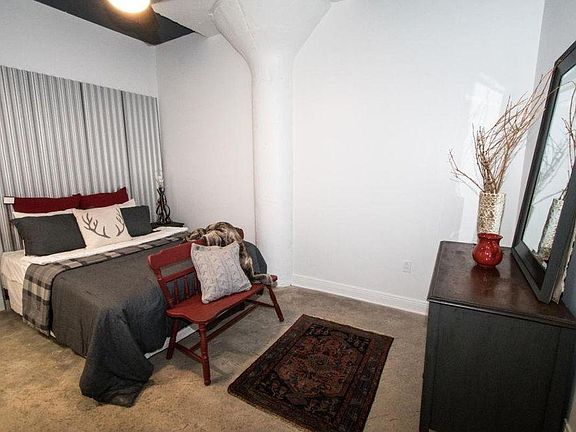 4th image of 206 North Ave APT 404