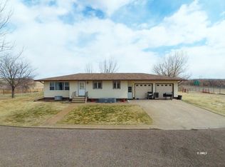 72 Dry Creek Rd, Glendive, MT 59330