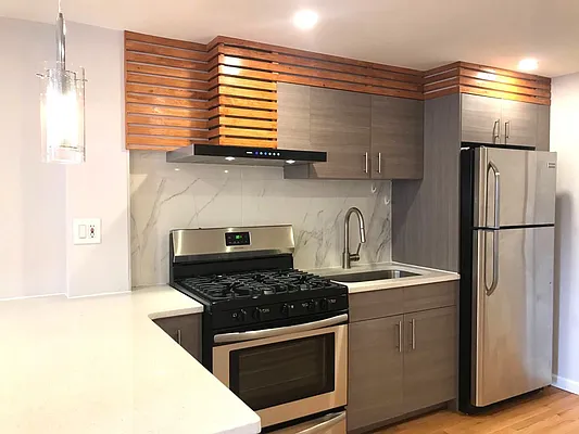 Rented by Novae Partners Corp | media 10