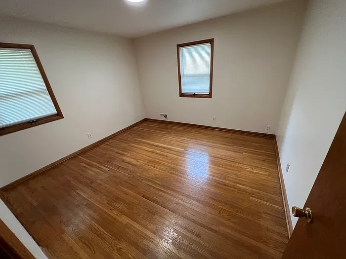 3121 Roosevelt St NE — Photo 12