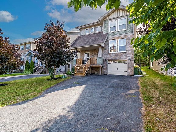 2nd image of 51 Capstone Cres