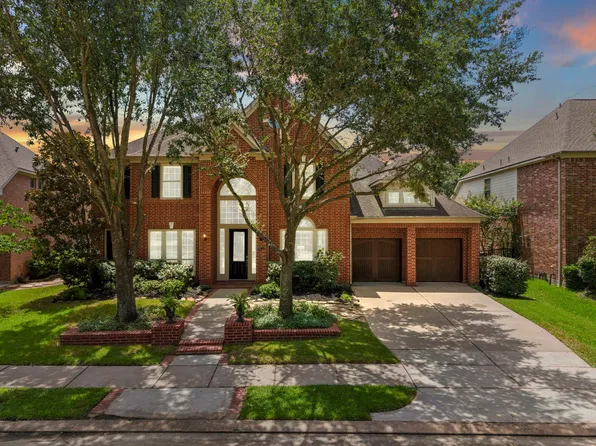 18711 S Colony Shore Dr, Cypress, TX 77433