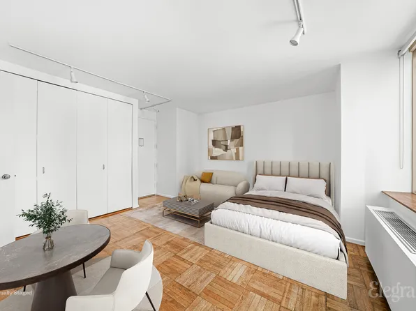 236 East 47th Street image 6 of 14