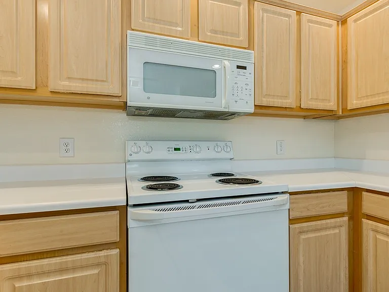 15225 N 100th St #2200 — Photo 36