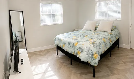 4733 W Wallace Ave — Photo 11