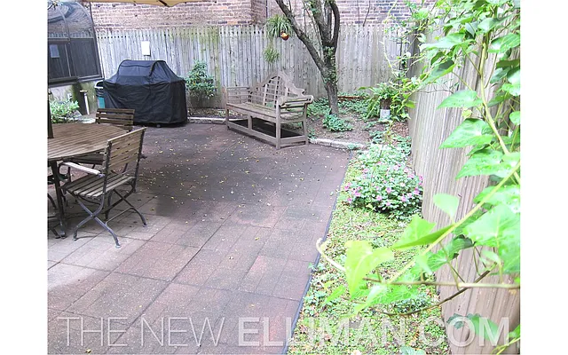 Rented by Douglas Elliman | media 25