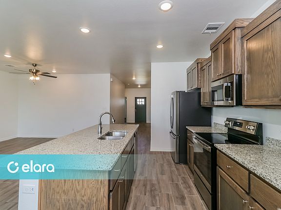 4th image of 2247 Hornbeam St