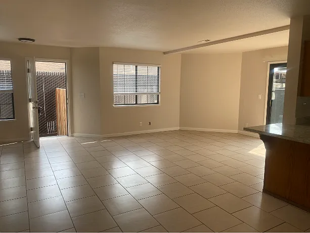 431 Baron Ct — Photo 1