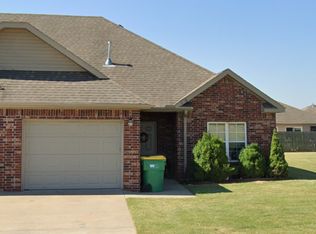 1300 Marigold Rd, Centerton, AR 72719