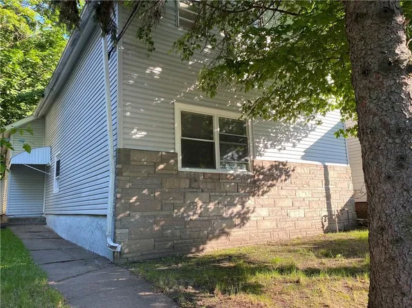 325 W 20th St, Erie, PA 16502