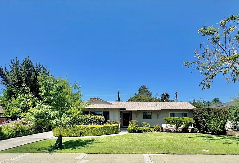 509 California Dr — Photo 34