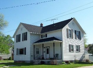1015 Juniper St, Cleveland, WI 53015