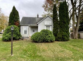 403 10th St, Lincoln, IL 62656