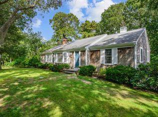 882 W Yarmouth Rd, Yarmouth Port, MA 02675