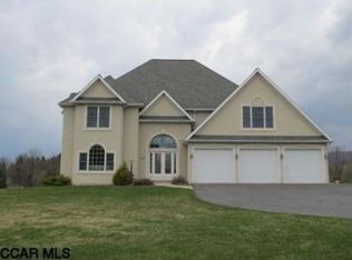 624 Rosslyn Rd, Boalsburg, PA 16827