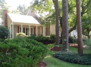 14 Porter Rd, Rochester, MA 02770