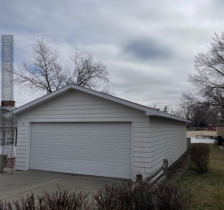 28 Kuester Lk, Grand Island, NE 68801 Zillow