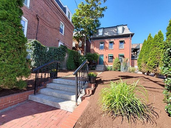 2nd image of 19 Parker St #1