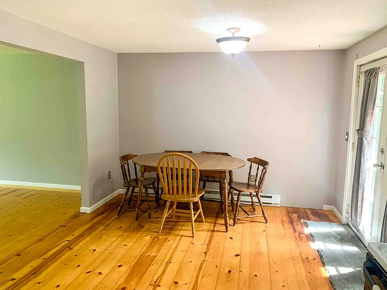 48 Stillwater Rd #B — Photo 3