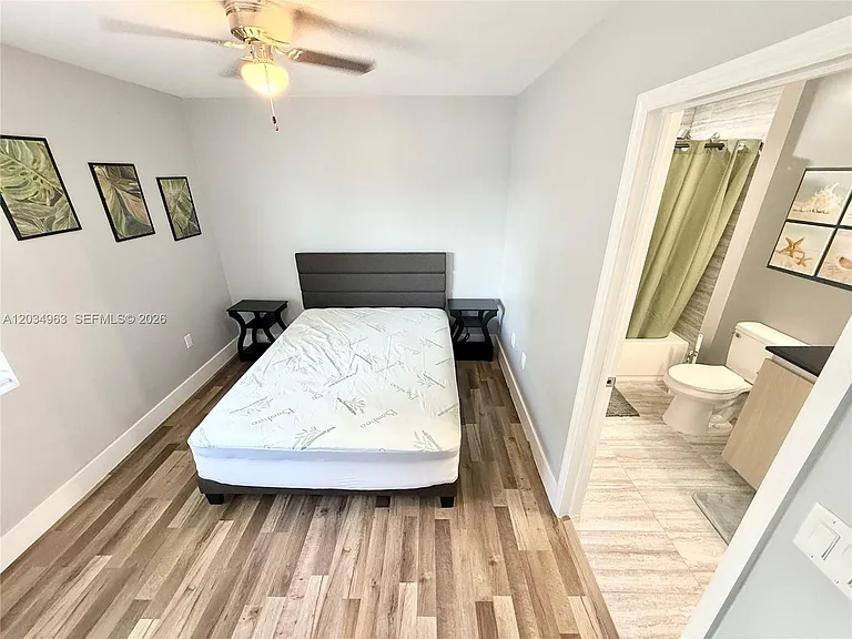 932 NW 2nd St — Photo 16