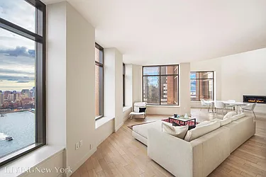 Rented by Living New York