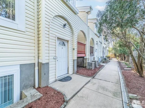 1067 Rahway Ave APT 4, Avenel, NJ 07001