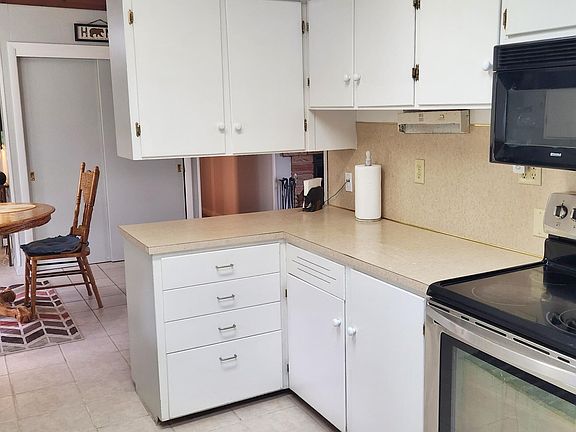 5th image of 5034 W 48th St