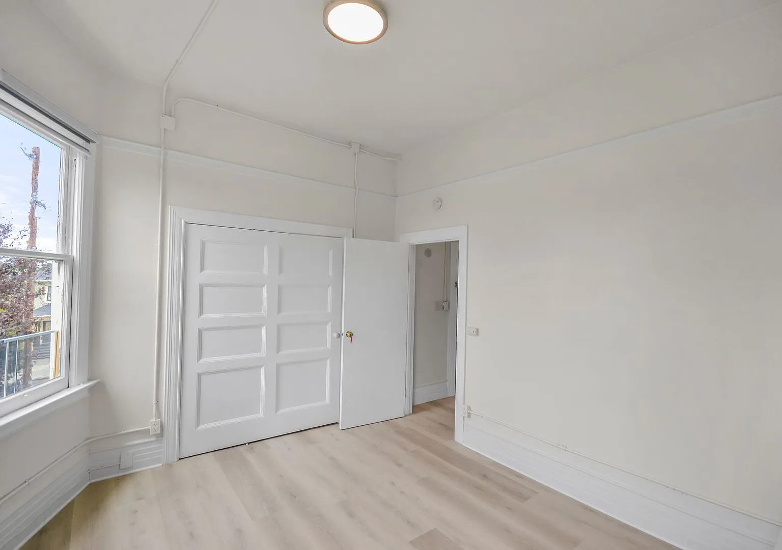 2509 Dana St — Photo 2