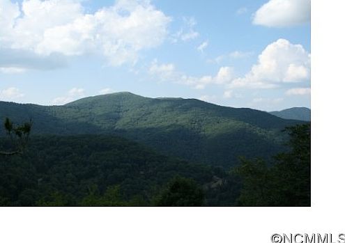 2nd image of 820 Overlook Dr