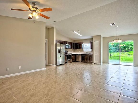 4th image of 2126 SW Biella Ave