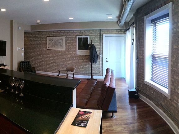4th image of 4444 N Damen Ave APT 3W