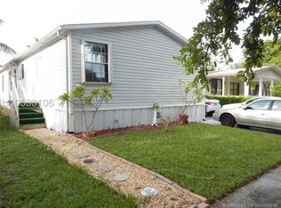 3007 SW 51st St, Fort Lauderdale, FL 33312