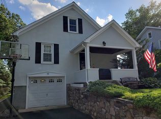 19 Edgewood Rd, Denville, NJ 07834