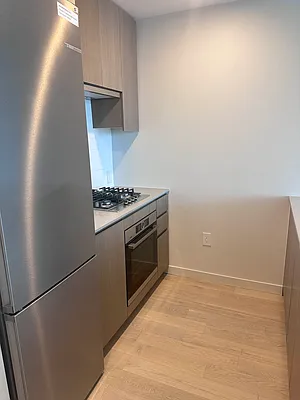 Rented by E Realty International Corp | media 14