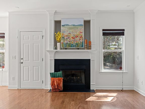 3rd image of 4815 Landover Charge Ln