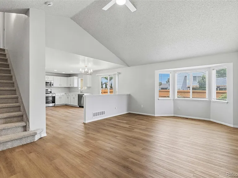 12536 Elm Ln — Photo 4