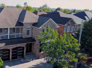 15 Nina Pl, Brampton, ON L7A2E4