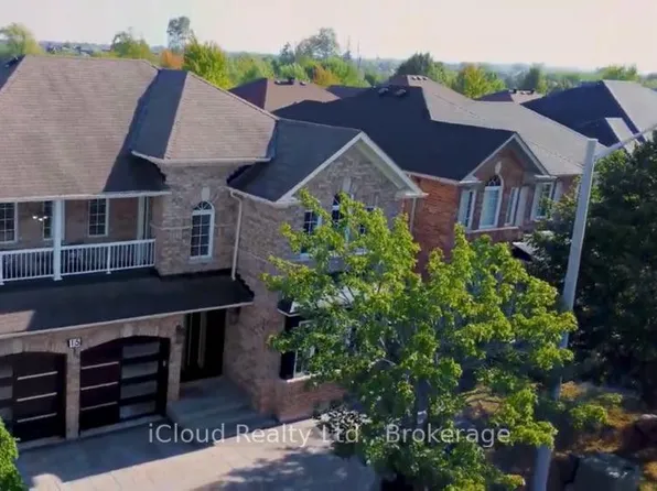 15 Nina Pl, Brampton, ON L7A 2E4