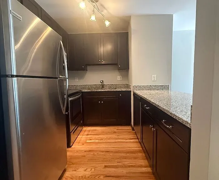 517 Veritas St #16 — Photo 7
